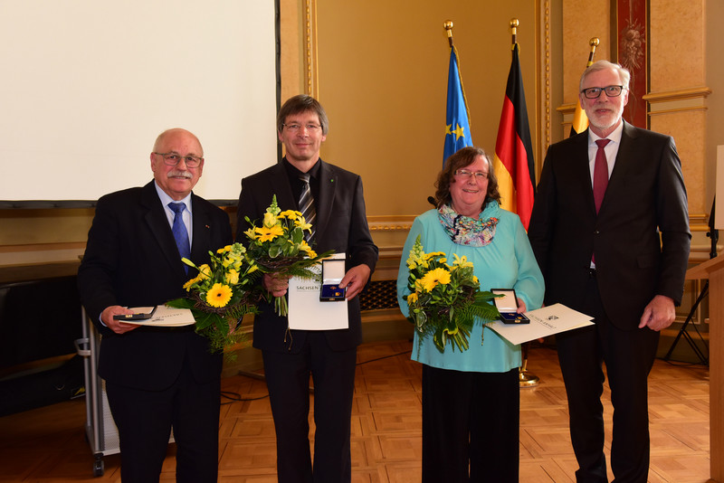 Dr Schnellhardt, Giudo Puhlmann, Monika Köhler; Minister Robra