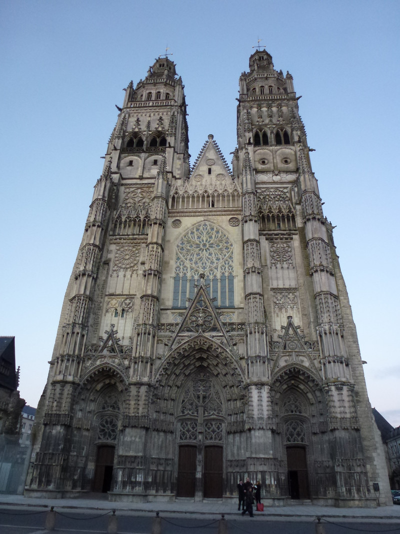 Das Foto zeigt die Kathedrale von Tours.
