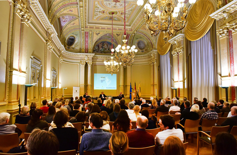 Dialogveranstaltung im Palais am Fürstenwall|Fotonachweis: StK; U. Lücke