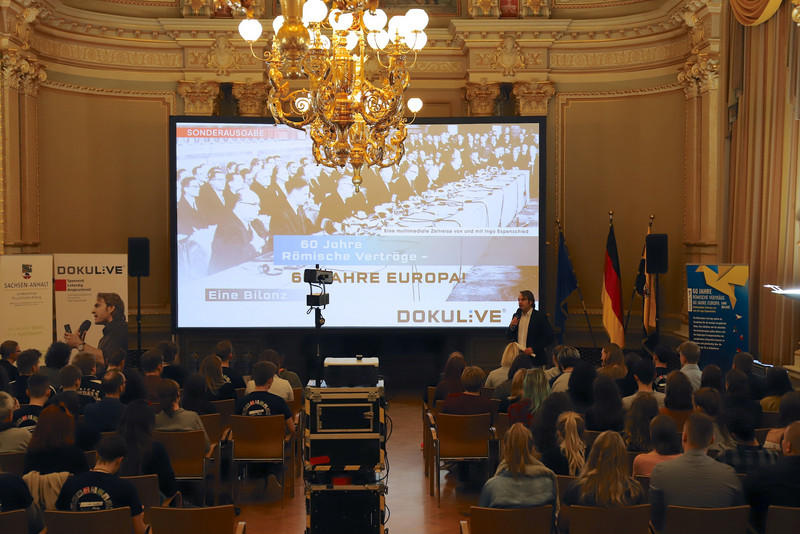 Doku-live Vortrag "60 Jahre Römische Verträge. 60 jahre Europa. Eine Bilanz" von und mit Ingo Espenschied