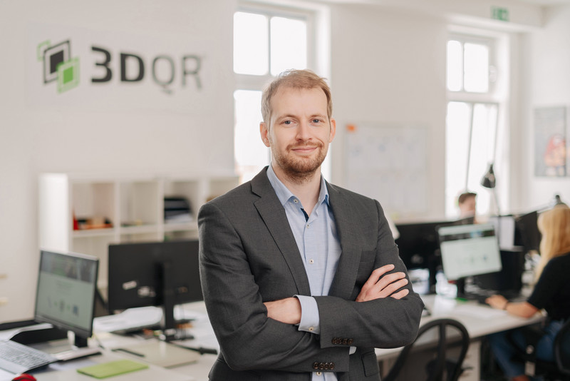 Das Bild zeigt Daniel Anderson, Gründer und CEO von 3DQR.