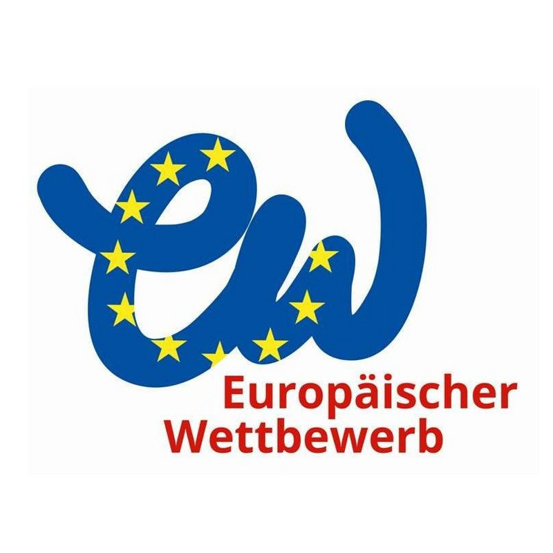 Logo des Europäischen Wettbewerbs. Es sind die Buchstaben e und w in blau und mit gelben Sternen sowie der Text "Europäischer Wettbewerb" in rot zu sehen.